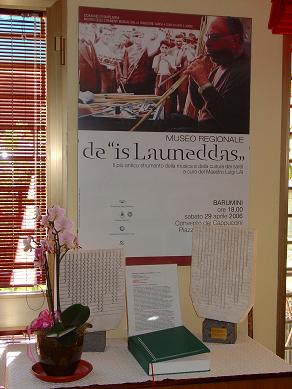 Launeddas durante una performance